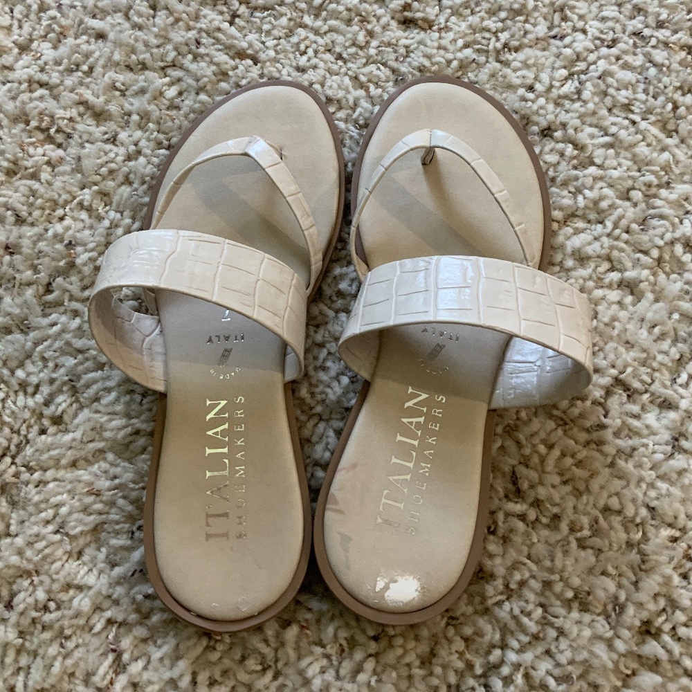 Size 7 flip flops